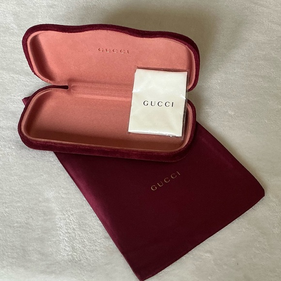 GUCCI VELVET SUNGLASSES CASE - Picture 10 of 10